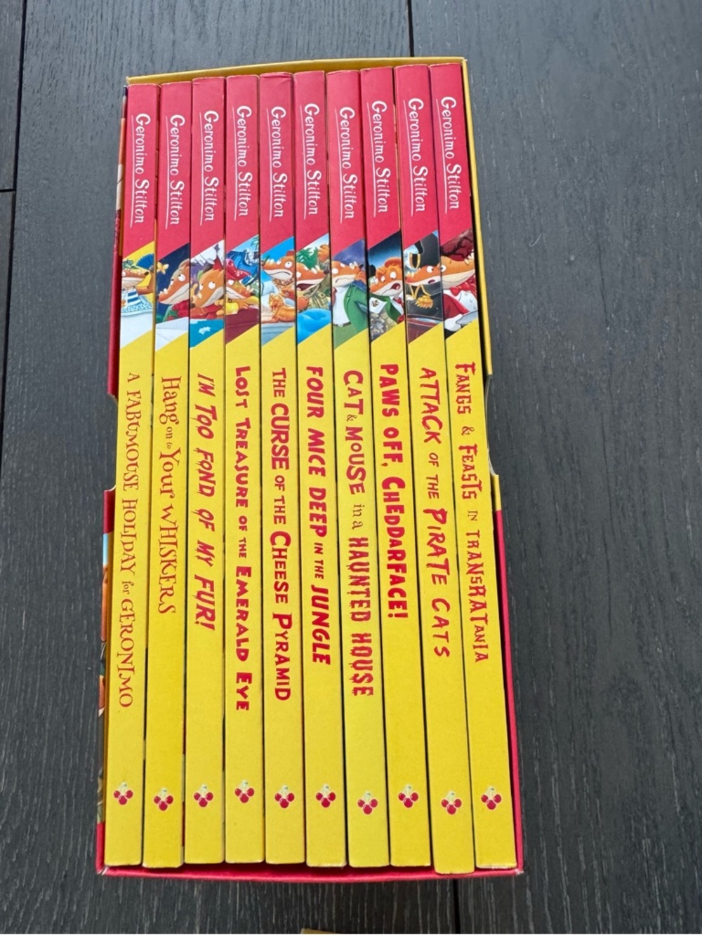2 Geronimo Stilton 10 book Collection Series Peter Rabbit Library Beatrix Potter - Picture 3 of 4